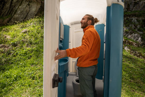 Best Portable restroom trailer rental  in Albany, KY